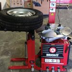 Q142 pneumatic wheel lift