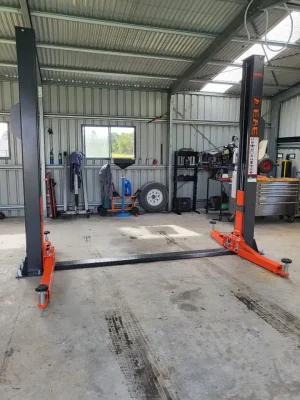 ACE-F10 4500kg 2 Post Car Hoist Base Plate